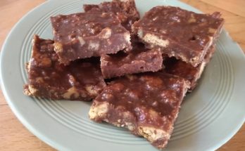 Chocolate Biscuit Squares